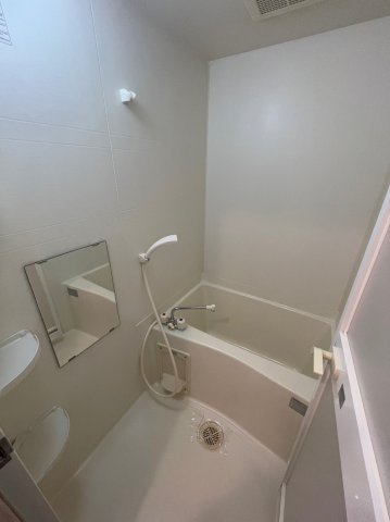 バス・シャワールーム　キッチンです