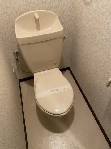 トイレ　コンパクトで使いやすいトイレです