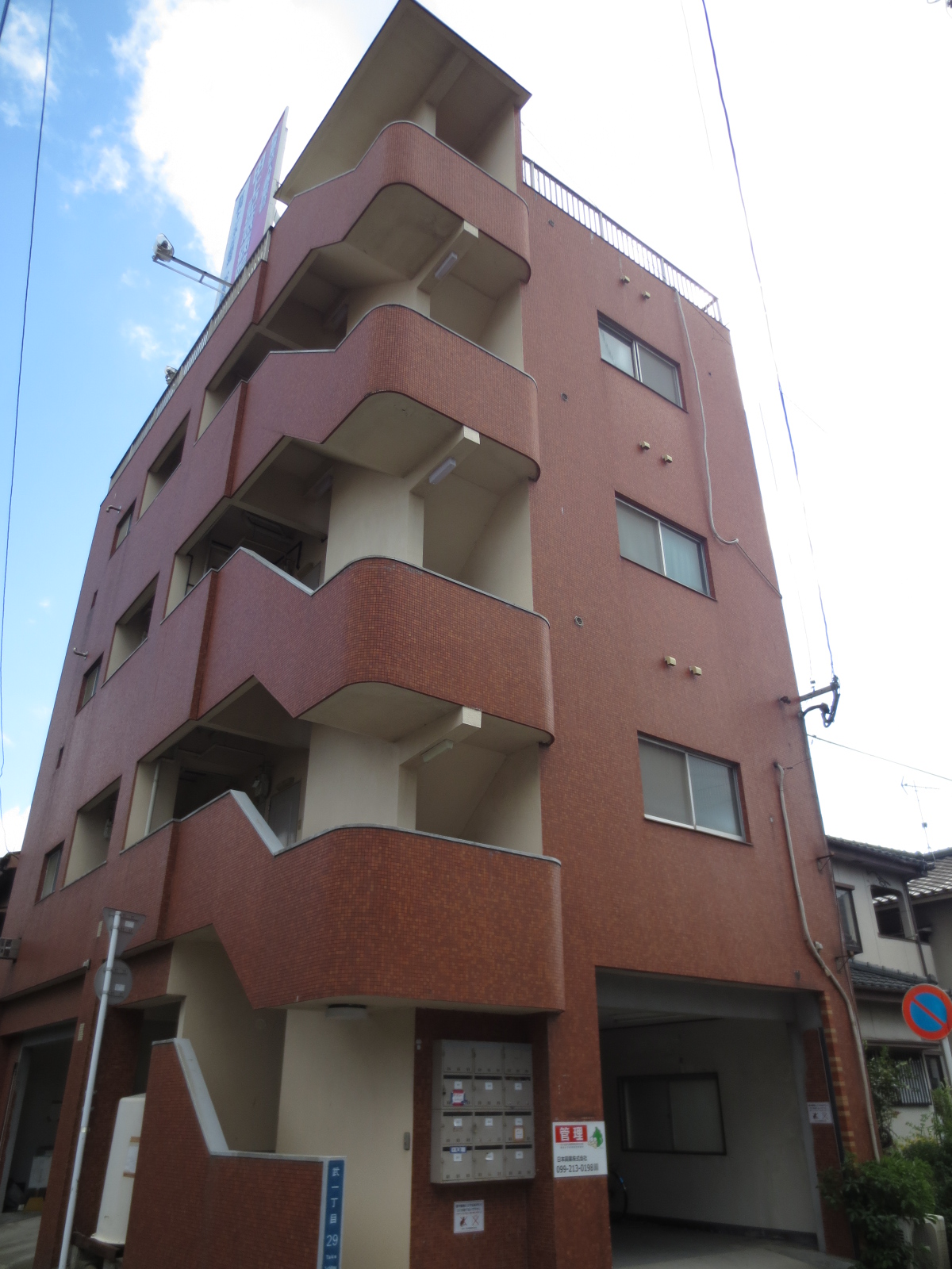 第2濱田ビルの建物外観