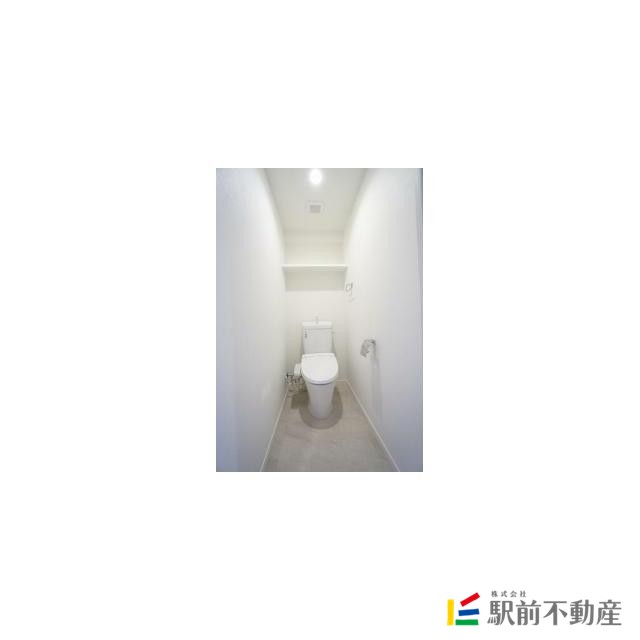 トイレ　※写真は同型別室