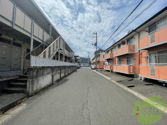 【クリエートハイツ高砂の駐車場】