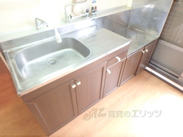 キッチン　ゆったりしたキッチンです