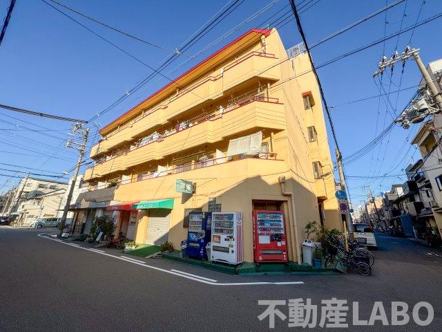 大阪市大正区平尾のマンションの建物外観