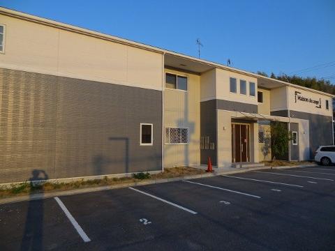 建物外観　外観写真（昼）