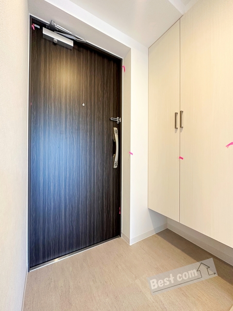 玄関　天井高シューズクローゼット付き♪