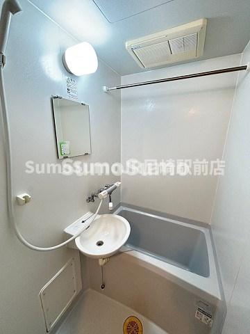 バス・シャワールーム　ゆったり過ごせるお風呂です