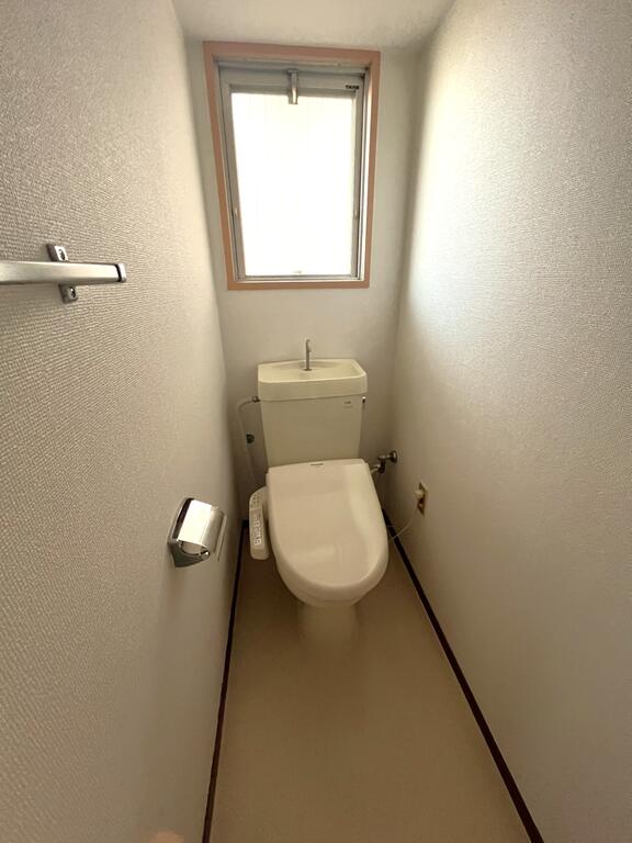内野ビルのトイレ写真