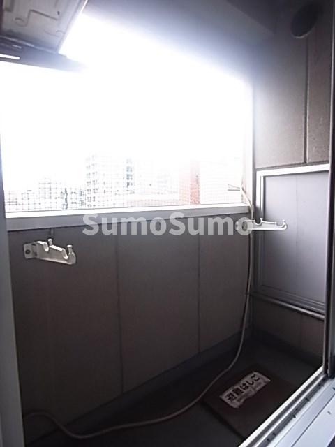 バルコニー　お洗濯にも便利なバルコニー付き