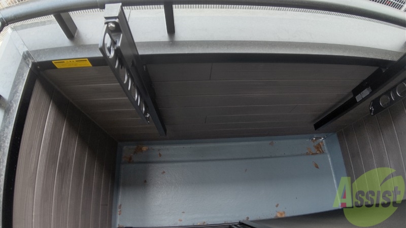 バルコニー　広いバルコニーです。洗濯物が干しやすいですね。