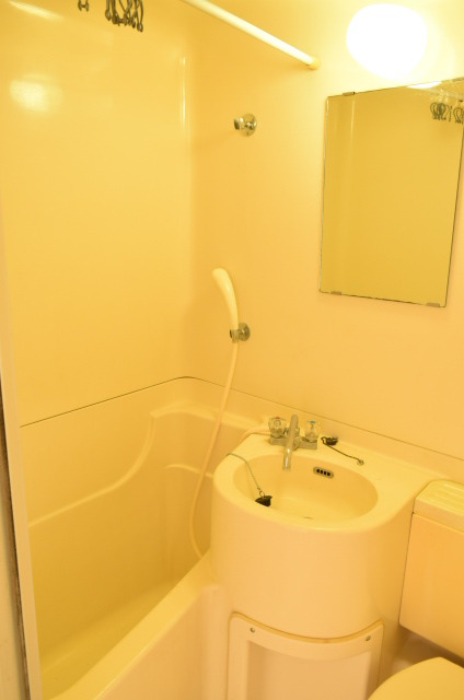 洗面設備　洗面台です