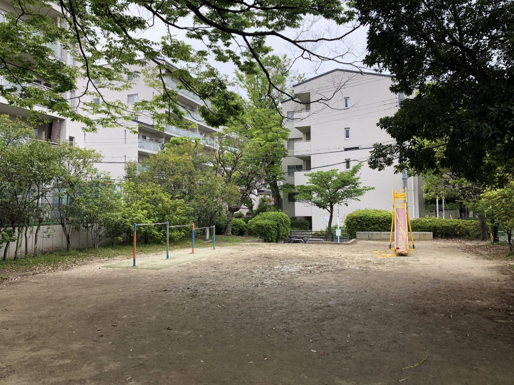 公園　東泉ヶ丘3丁目公園（公園）まで404m