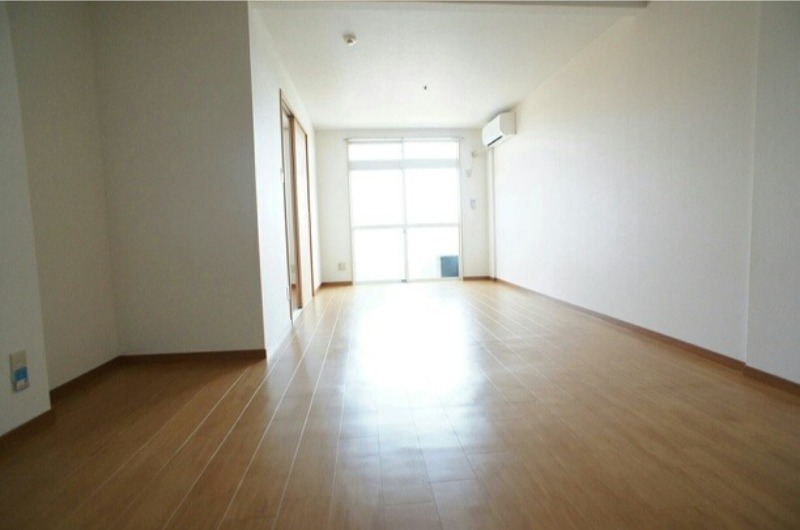 居室・リビング　図面と現状に相違がある場合には現状を優先