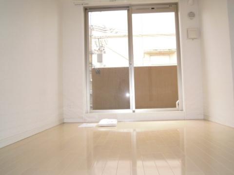 居室・リビング　室内