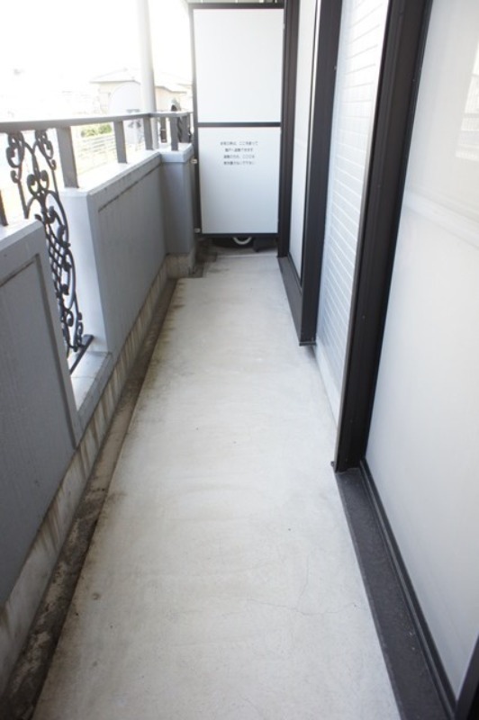 バルコニー　図面と現状に相違がある場合には現状を優先