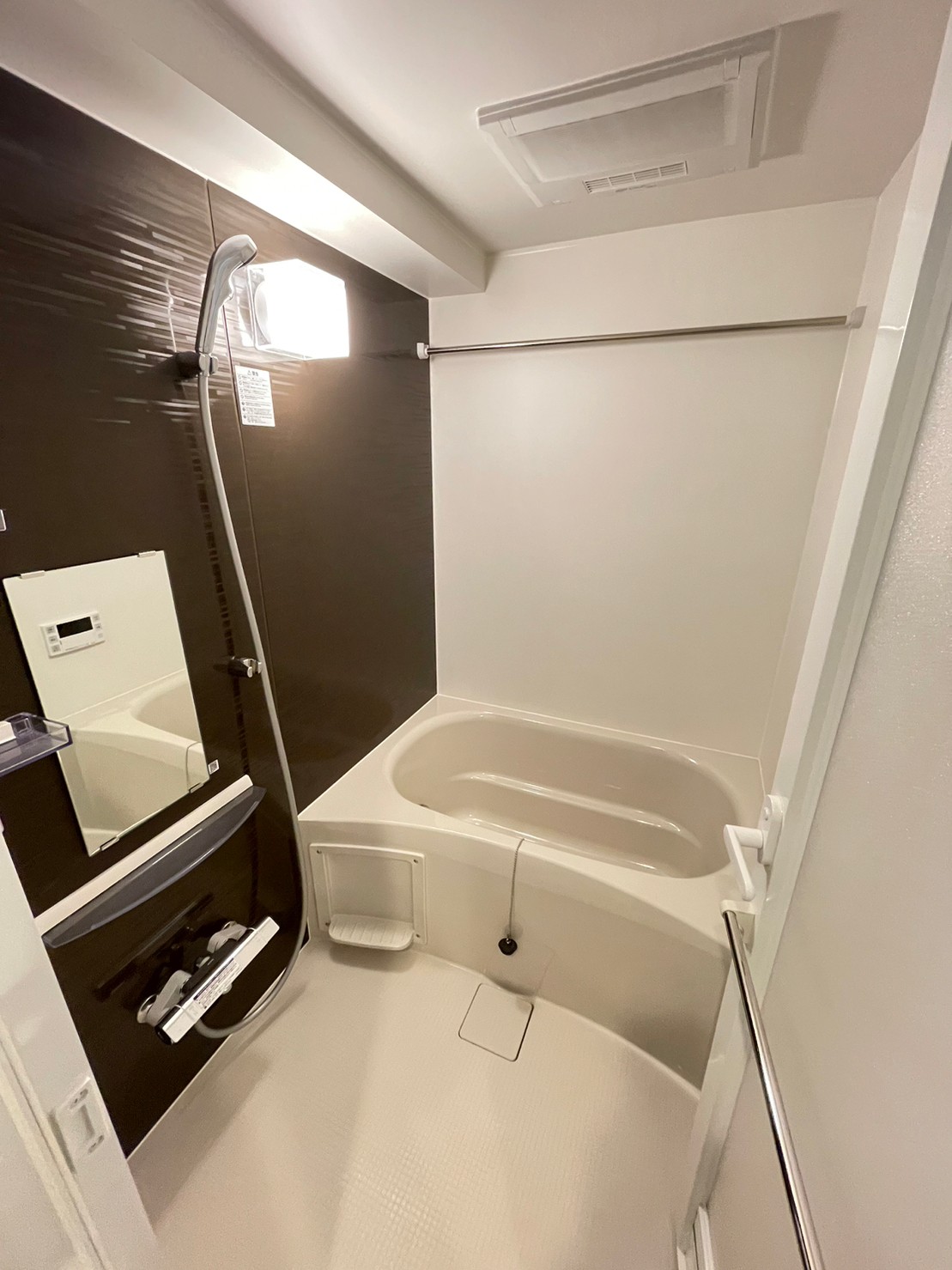 バス・シャワールーム　別タイプの部屋参照