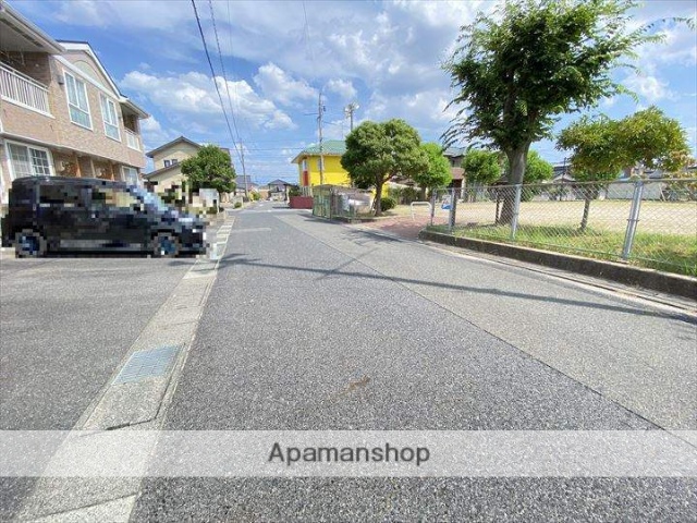 その他　前面道路（その他）まで0m