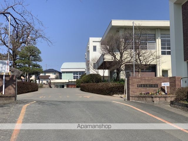 小学校　合志市立小学校合志南小学校（小学校）まで958m