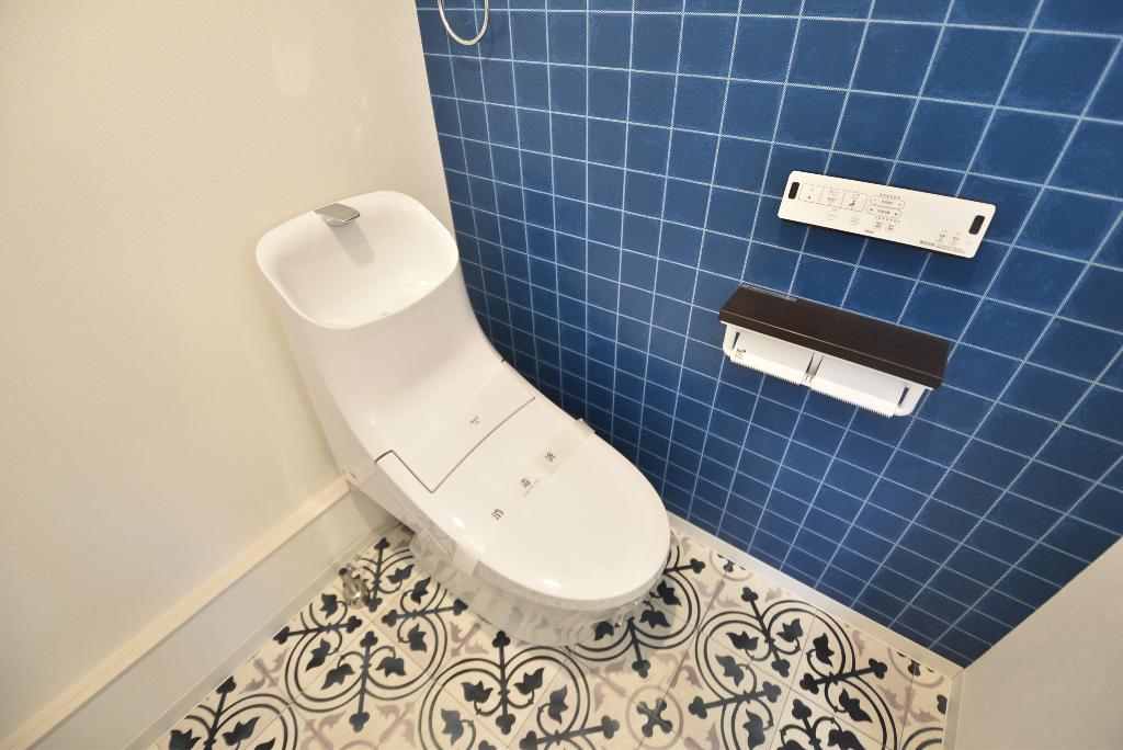 トイレ　シャワー付トイレ