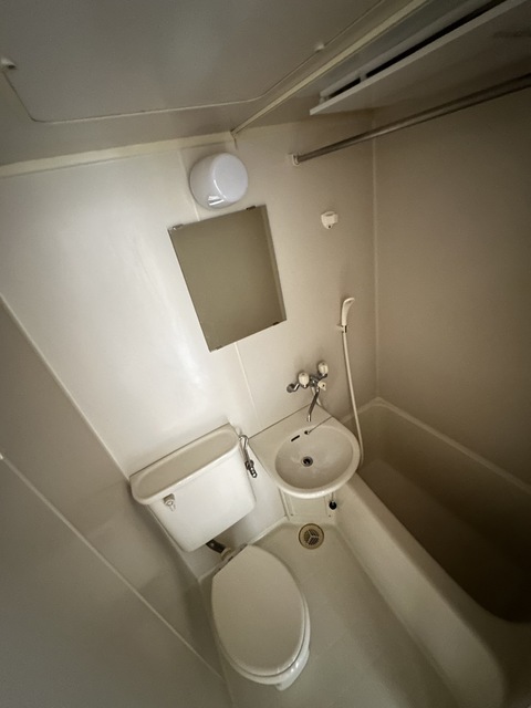 バス・シャワールーム　別部屋参考写真になります