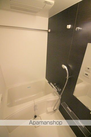 地下鉄谷町線 谷町六丁目駅 徒歩11分 15階建 築9年の風呂写真