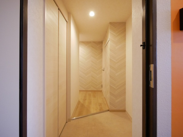 玄関　明るい玄関がお出迎えです☆