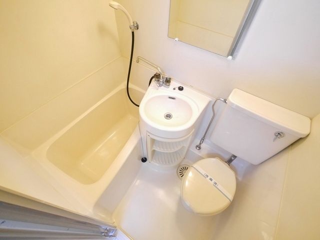 バス・シャワールーム　★お部屋探しはタウンハウジング高幡不動店まで★