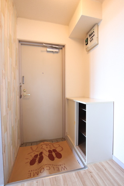 玄関　下駄箱付きの玄関★