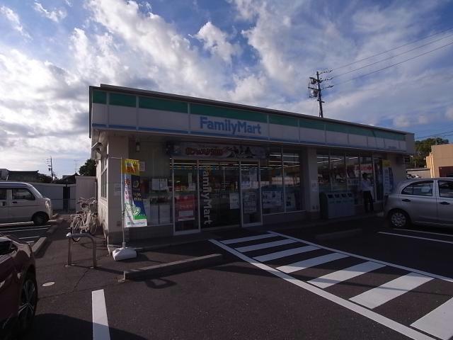 コンビニ　ファミリーマート岐阜公園前店（コンビニ）まで115m