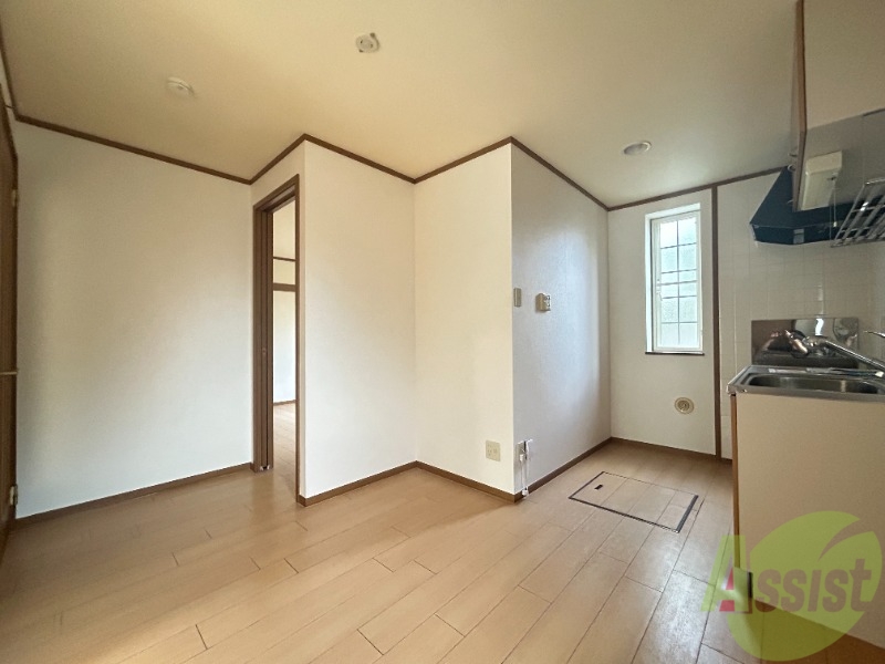 居室・リビング　６．６帖のＤＫです。広々としてきれいですね。