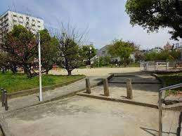 公園　高津公園（公園）まで551m