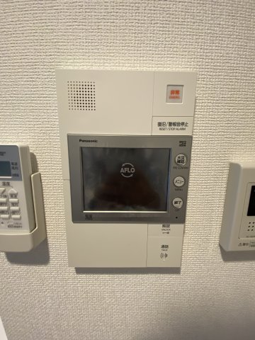 セキュリティ　セレニテ堺筋本町プリエ　モニターホン付きインターホン
