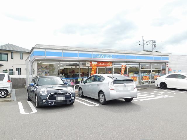 コンビニ　ローソン 筑紫野原田三丁目店（コンビニ）まで350m
