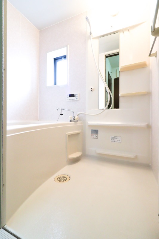 バス・シャワールーム　図面と現状に相違がある場合には現状を優先