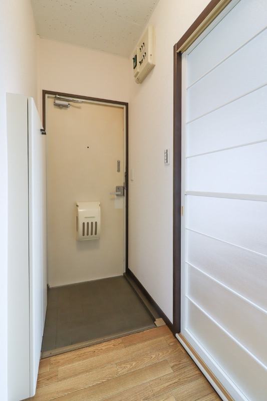 玄関　図面と現状に相違がある場合には現状を優先