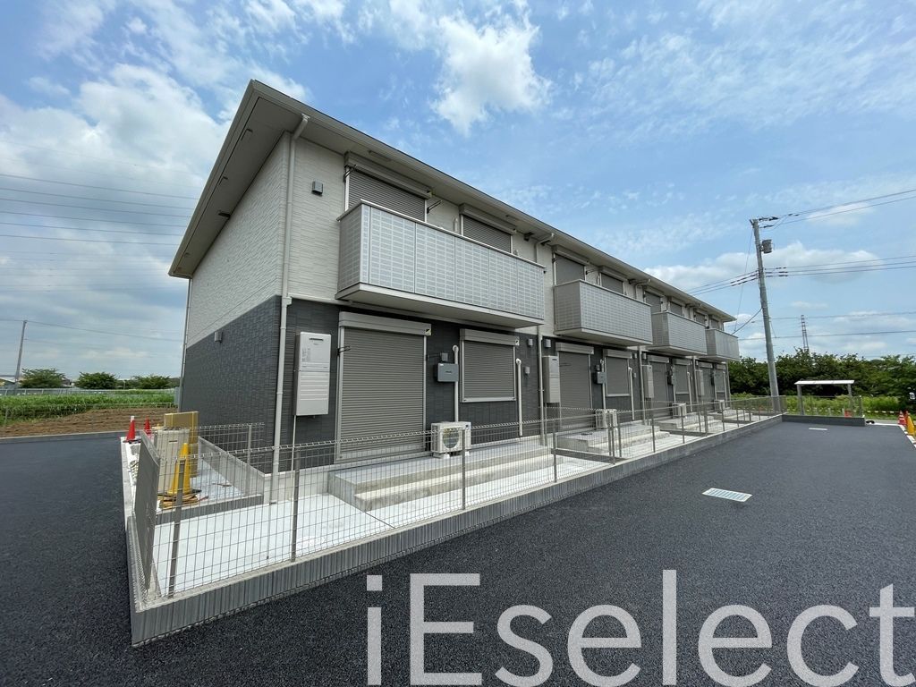 建物外観　光熱費を抑えられるZEH-M住宅♪