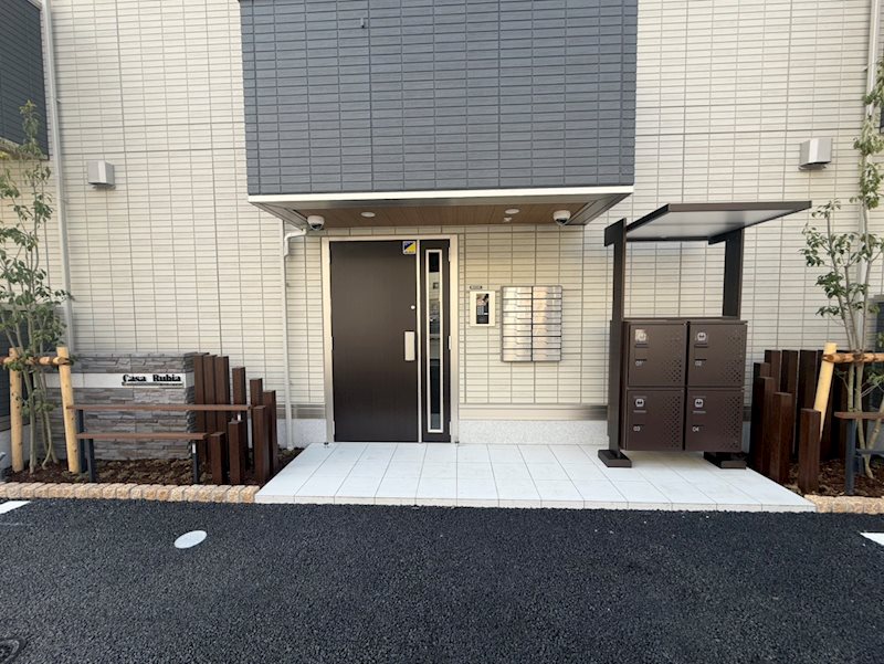 エントランス　オートロックエントランス