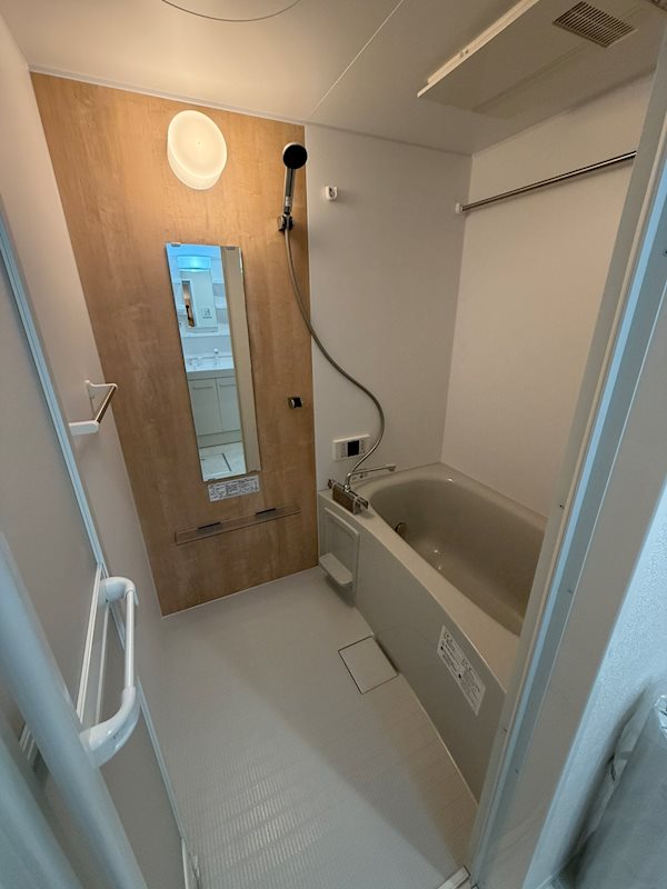 バス・シャワールーム　おしゃれな浴室