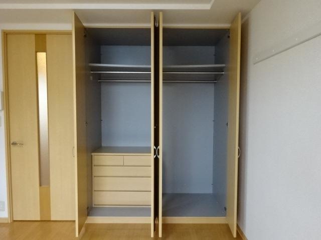収納　クローゼット