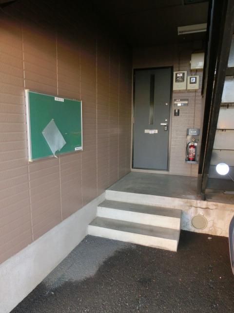 エントランス　お問合せはタウンハウジングまで！※現地待合わせ相談可能