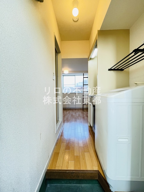 玄関　玄関から見たお部屋です☆
