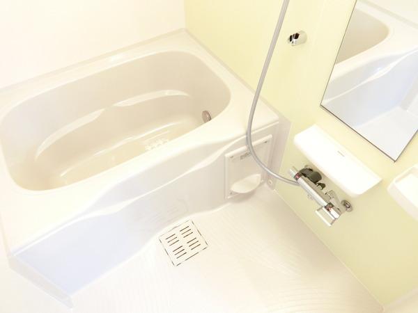 バス・シャワールーム　追い炊き付バス♪