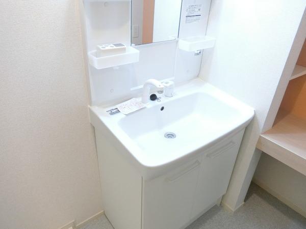 洗面設備　綺麗な水回り♪