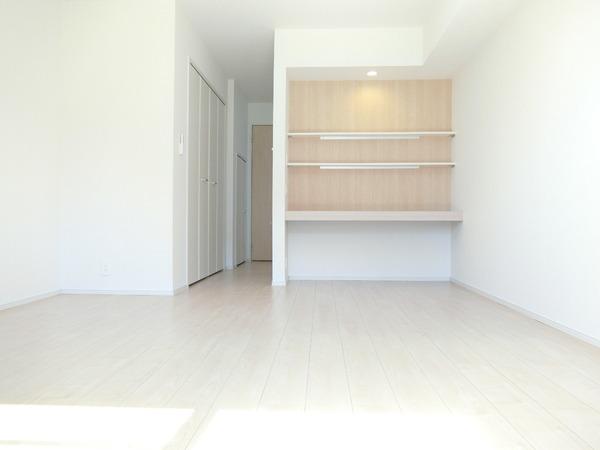 居室・リビング　日当たり良好♪