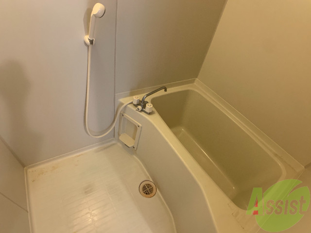 バス・シャワールーム　綺麗な浴槽、まったり出来て疲れも取れますね！