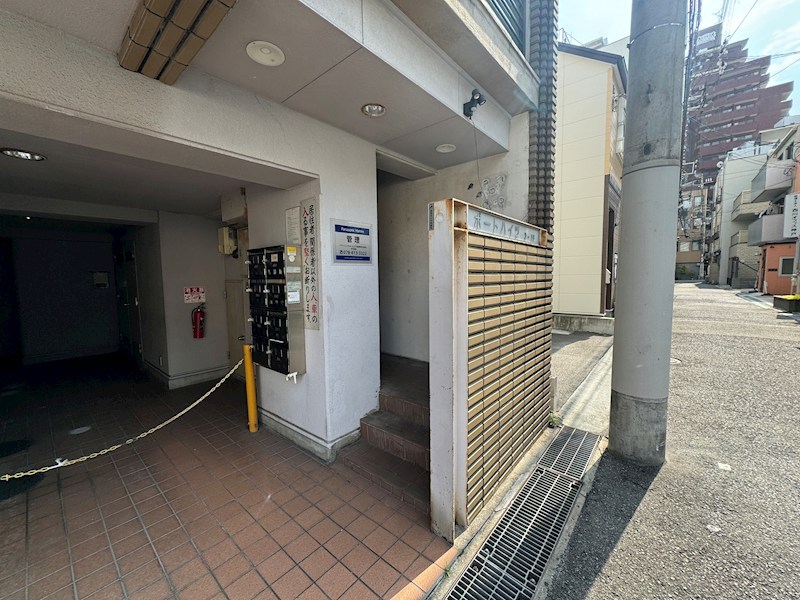 坂口ポートハイツの外観写真