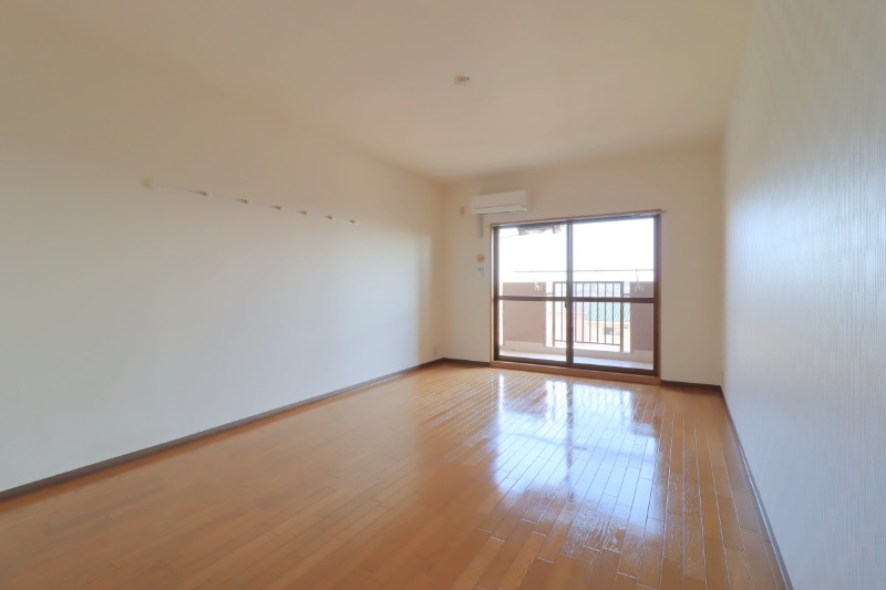 居室・リビング　図面と現状に相違がある場合には現状を優先