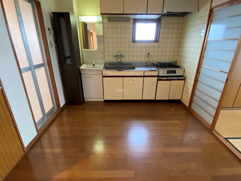 居室・リビング　別室の画像です、ご参考までに