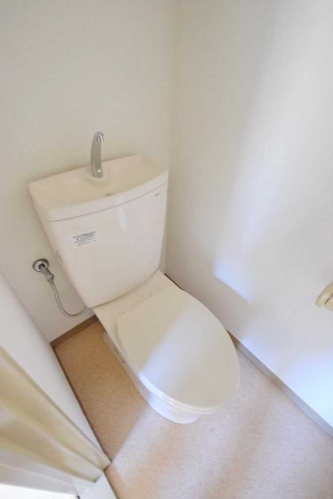 トイレ　別号室・参考写真