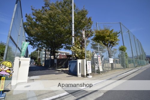 小学校　前栽小学校（小学校）まで746m