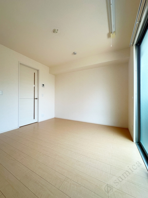 居室・リビング　日当たりもよく明るいお部屋＾＾